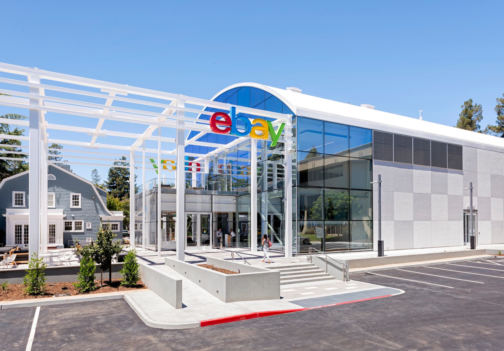 eBay Main Street
